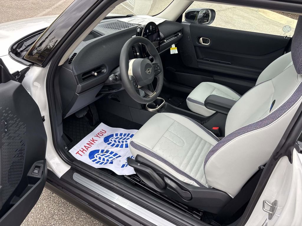 New 2026 MINI Cooper S image 25