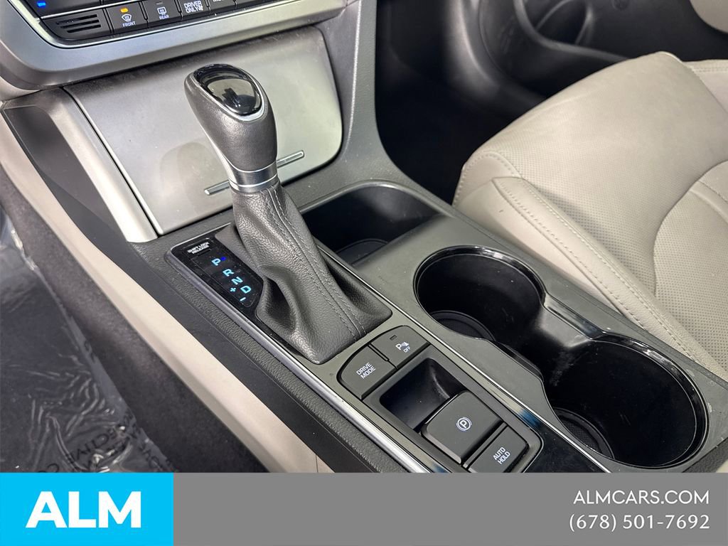 Used 2017 Hyundai Sonata Limited w/ Ultimate Package 02 image 35