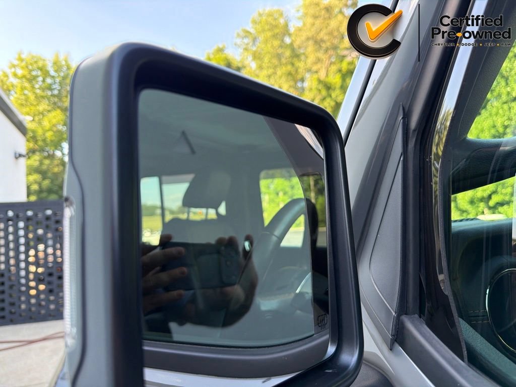 Certified 2022 Jeep Gladiator Overland AWD/4WD image 19