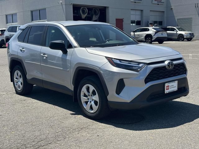 Used 2023 Toyota RAV4 LE AWD/4WD image 1