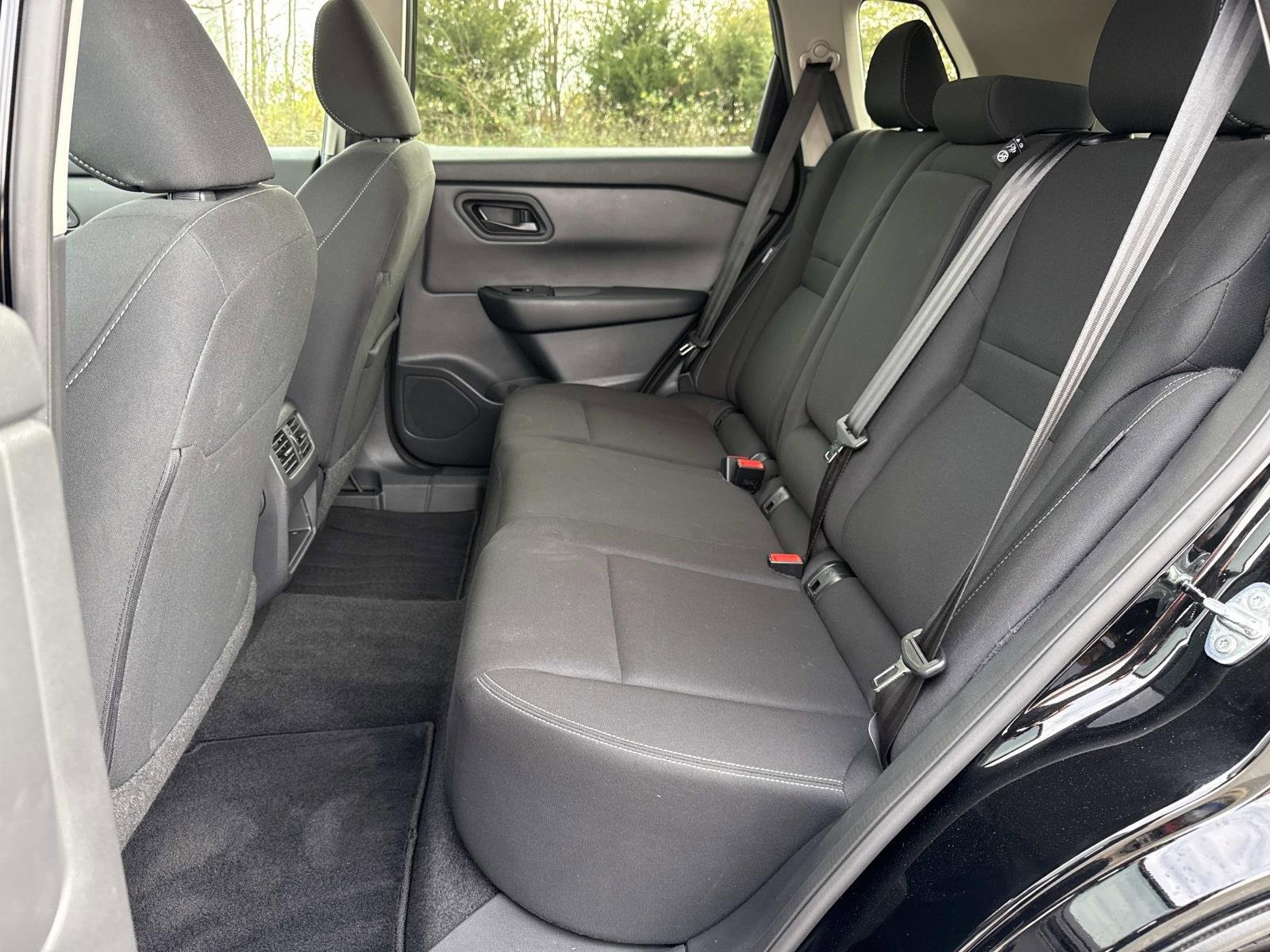 Certified 2025 Nissan Rogue S image 27