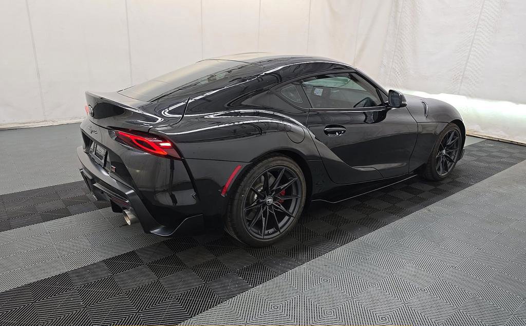 Used 2025 Toyota Supra Premium RWD image 4