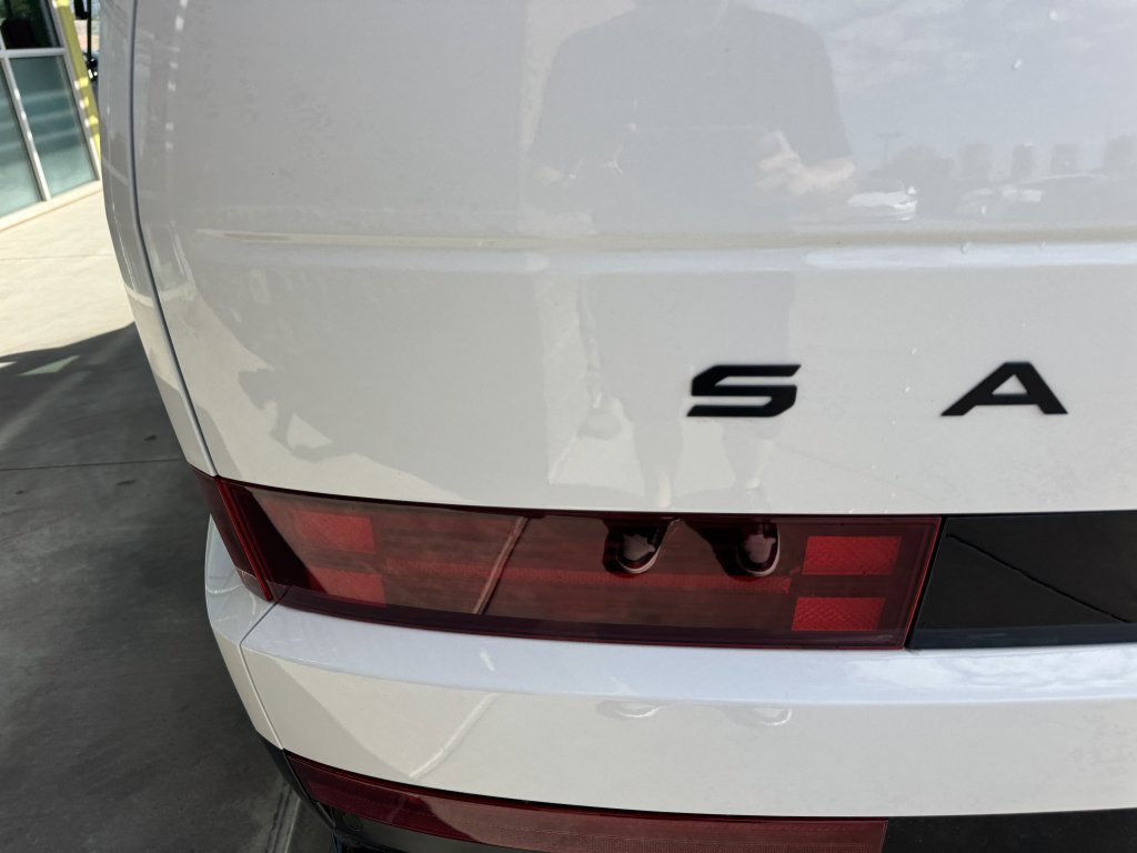 Used 2024 Hyundai Santa Fe Calligraphy image 14