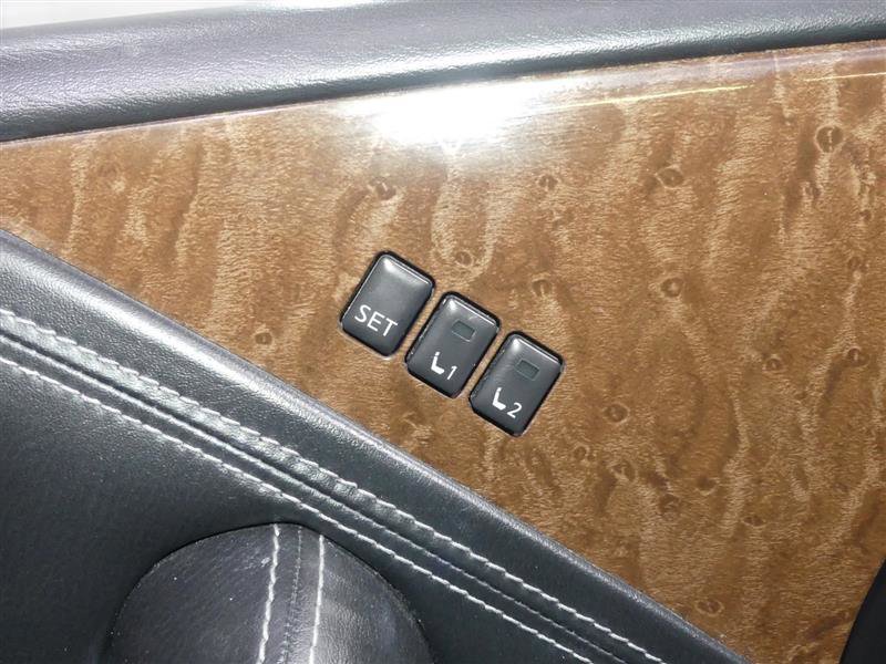 Used 2017 INFINITI QX80 4WD w/ Driver Assistance Package image 20