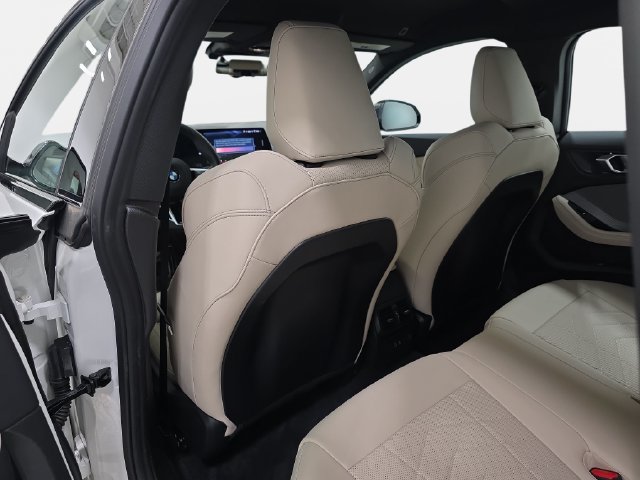 Certified 2026 BMW 228i xDrive w/ Technology Package AWD/4WD image 10