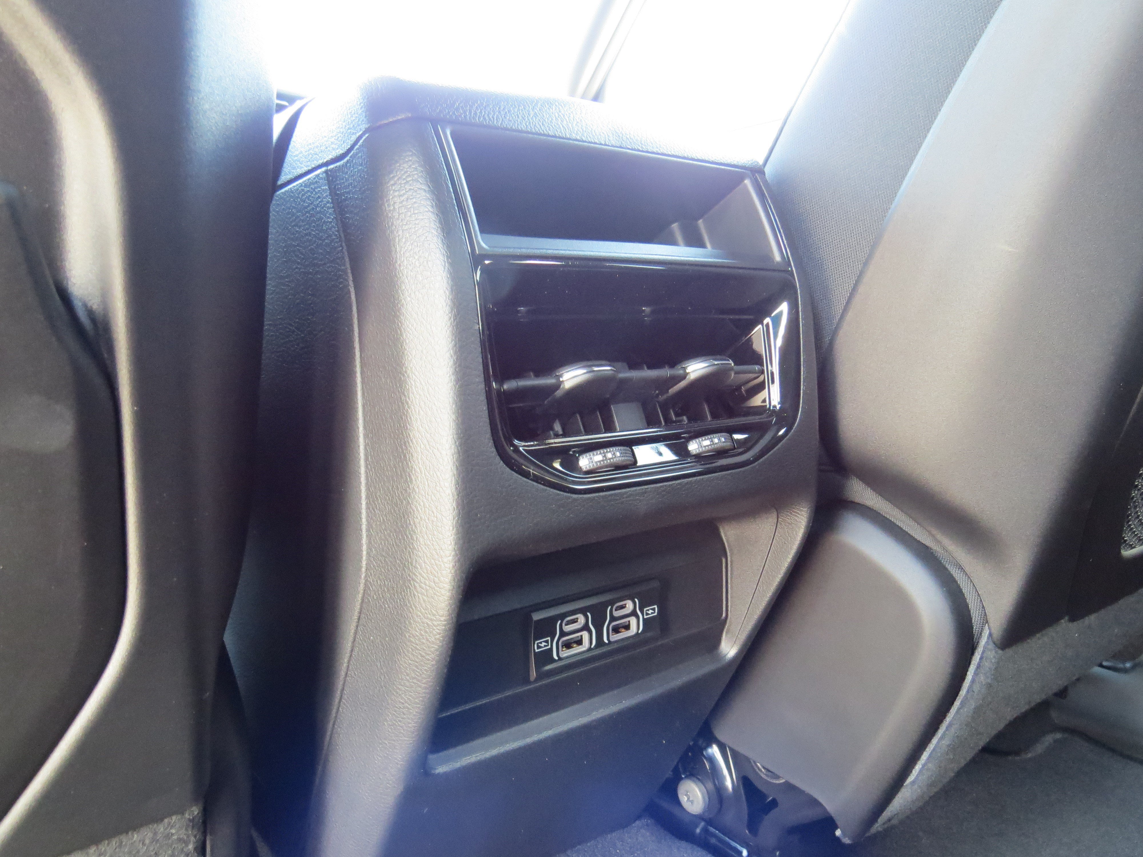 New 2026 Jeep Grand Cherokee Laredo RWD image 15