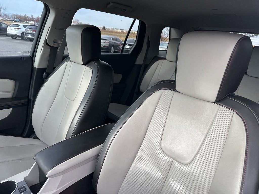 Used 2015 GMC Terrain SLT image 13