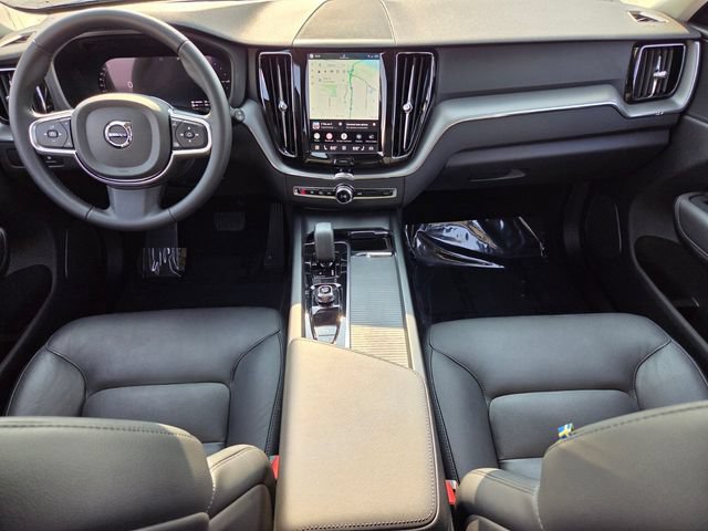 Certified 2024 Volvo XC60 T8 Core AWD/4WD image 15