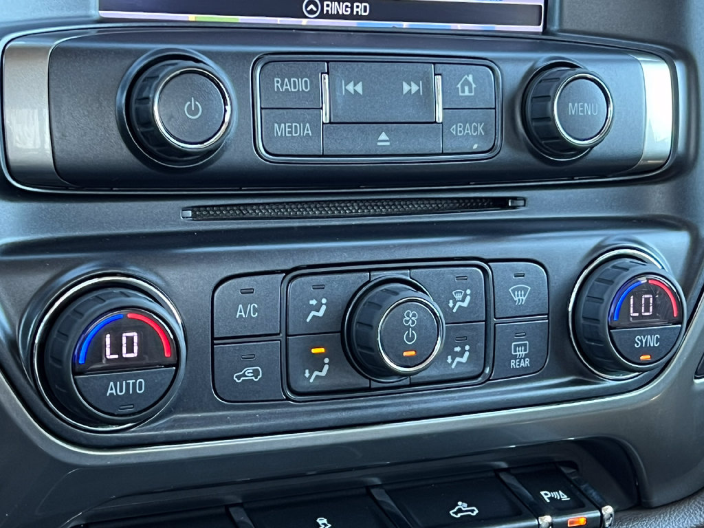 Used 2018 Chevrolet Silverado 1500 LTZ w/ Sport Package AWD/4WD image 34