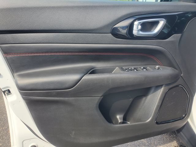 Used 2026 Jeep Compass Trailhawk AWD/4WD image 13