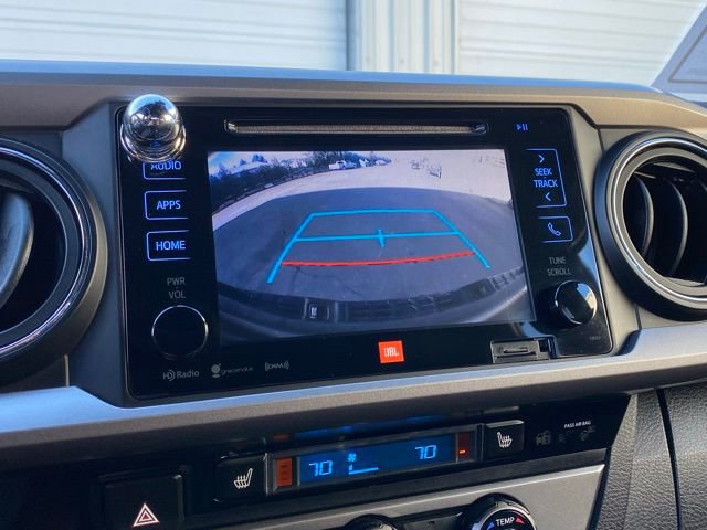 Used 2018 Toyota Tacoma Limited image 14