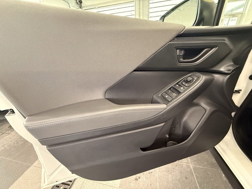 Used 2024 Subaru Crosstrek 2.0i Premium w/ Popular Package #4 image 32