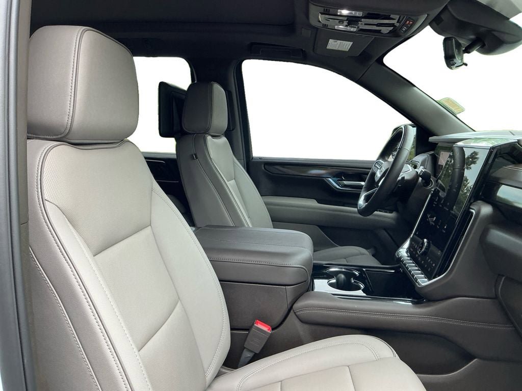 Used 2026 GMC Yukon XL Elevation w/ Elevation Premium Package RWD image 15