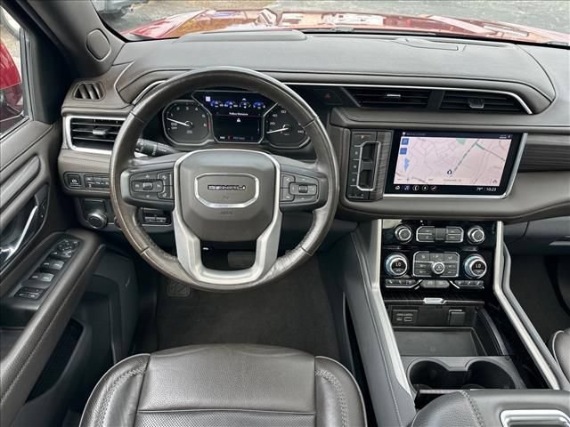 Used 2021 GMC Yukon Denali w/ Denali Premium Package RWD image 17