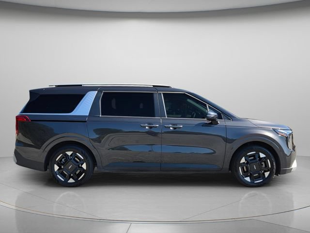 Used 2025 Kia Carnival EX FWD image 8