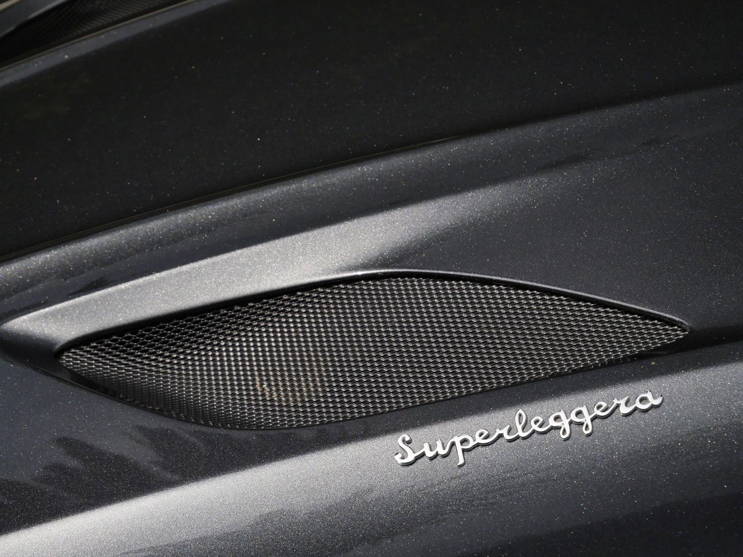 Used 2019 Aston Martin DBS Superleggera image 15