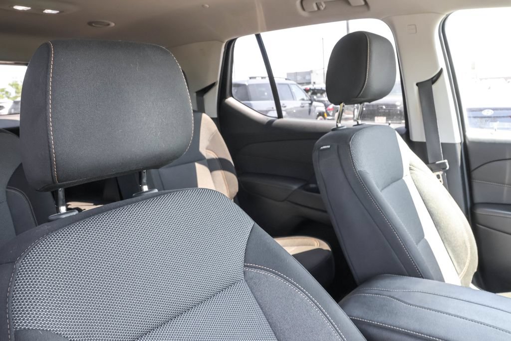 Used 2020 Chevrolet Traverse LT AWD/4WD image 37