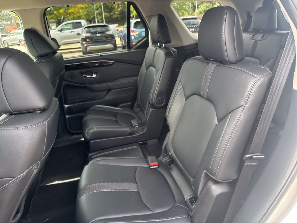 Used 2023 Honda Pilot EX-L image 36