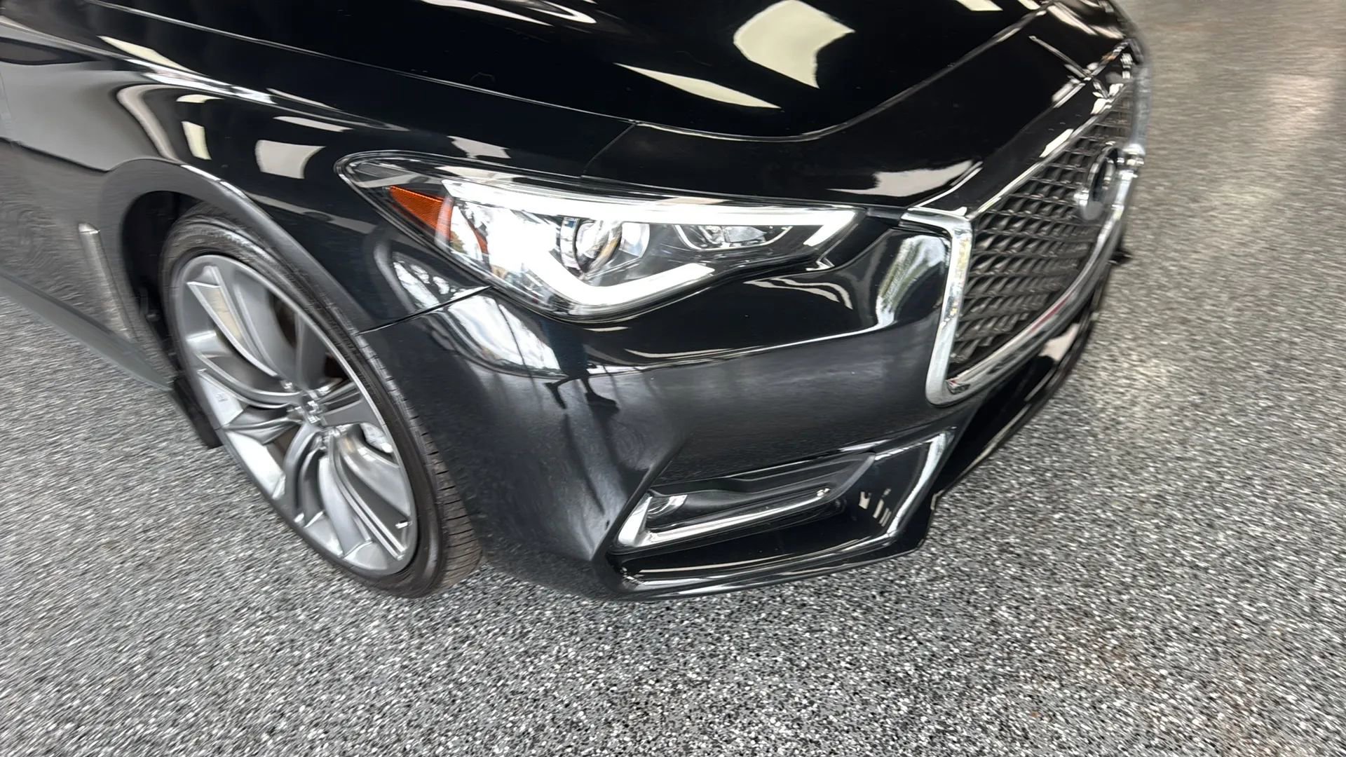 Used 2018 INFINITI Q60 3.0t Sport w/ Sensory Package 3.0T Sport AWD/4WD image 31