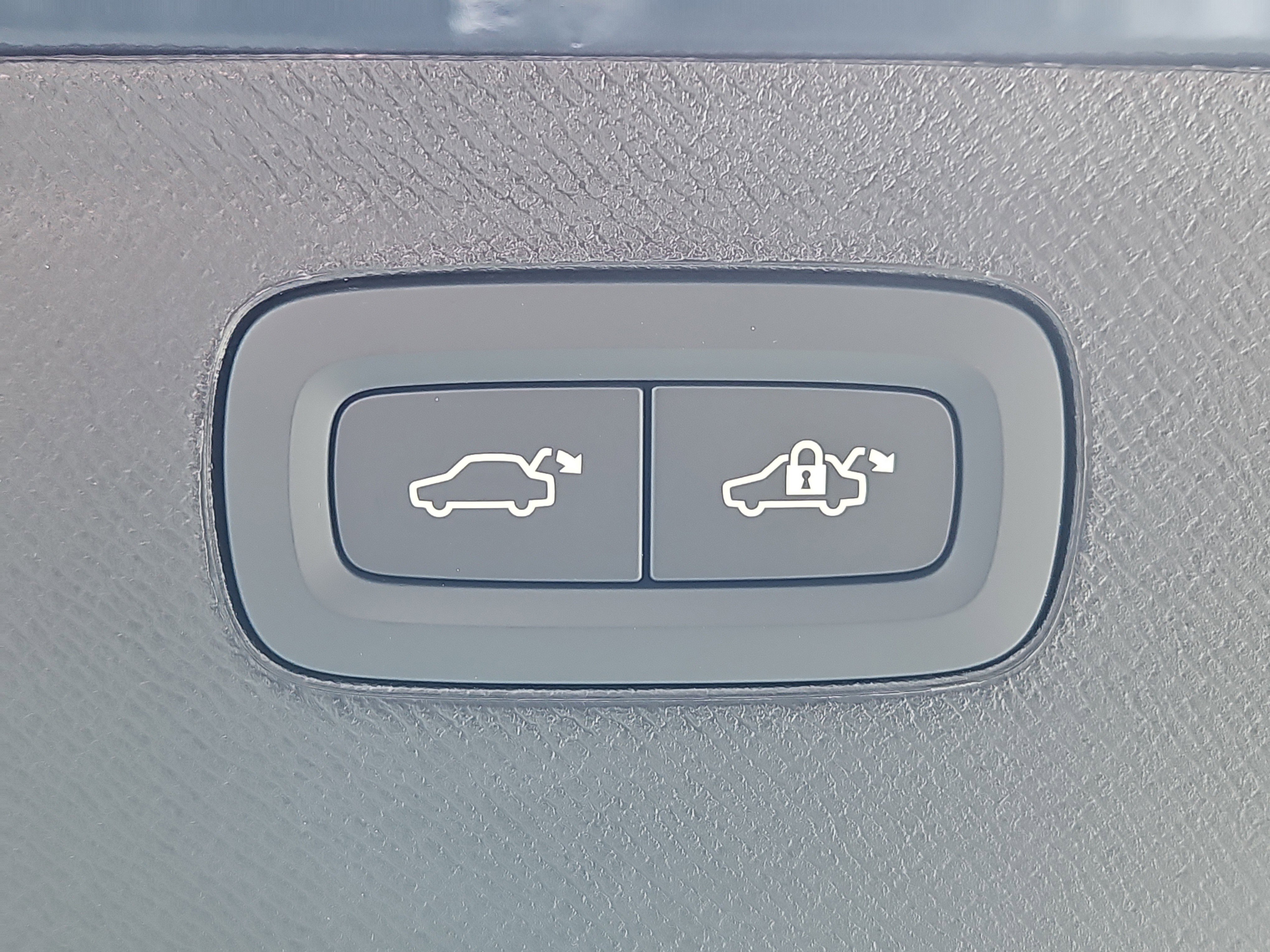 New 2026 Volvo XC90 B6 Ultra w/ Protection Package Premier image 12