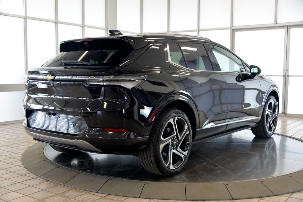 Certified 2025 Chevrolet Equinox EV LT w/ Convenience Package II image 8