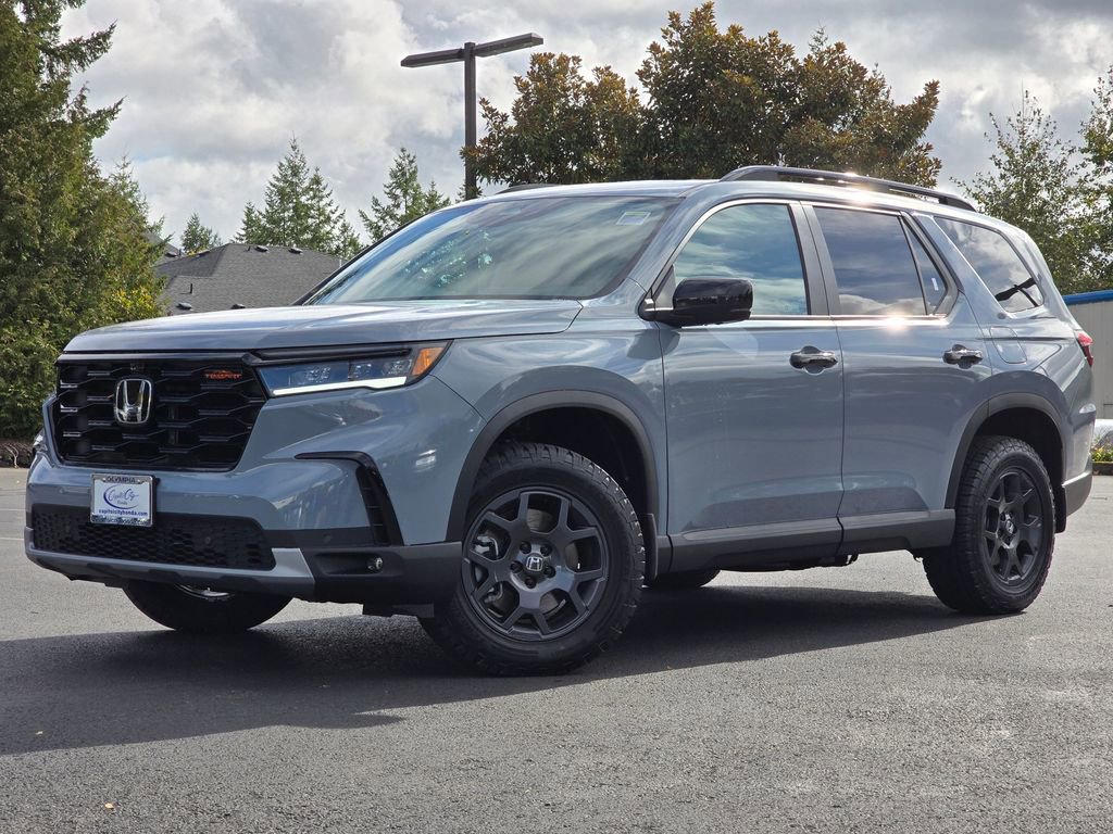 New 2025 Honda Pilot TrailSport