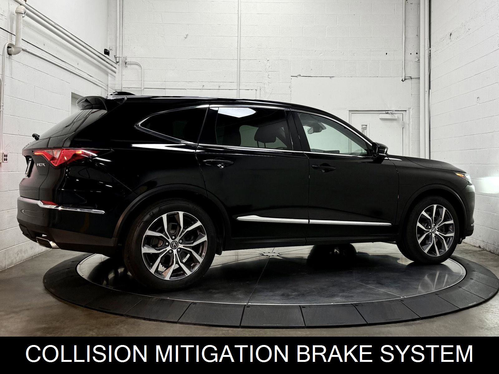 Used 2023 Acura MDX FWD w/ Technology Package image 8