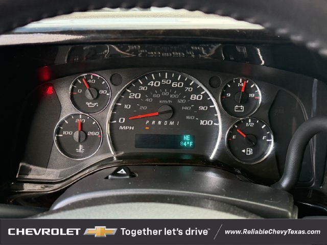 Used 2018 Chevrolet Express 2500 Extended w/ Enhanced Convenience Package RWD image 17