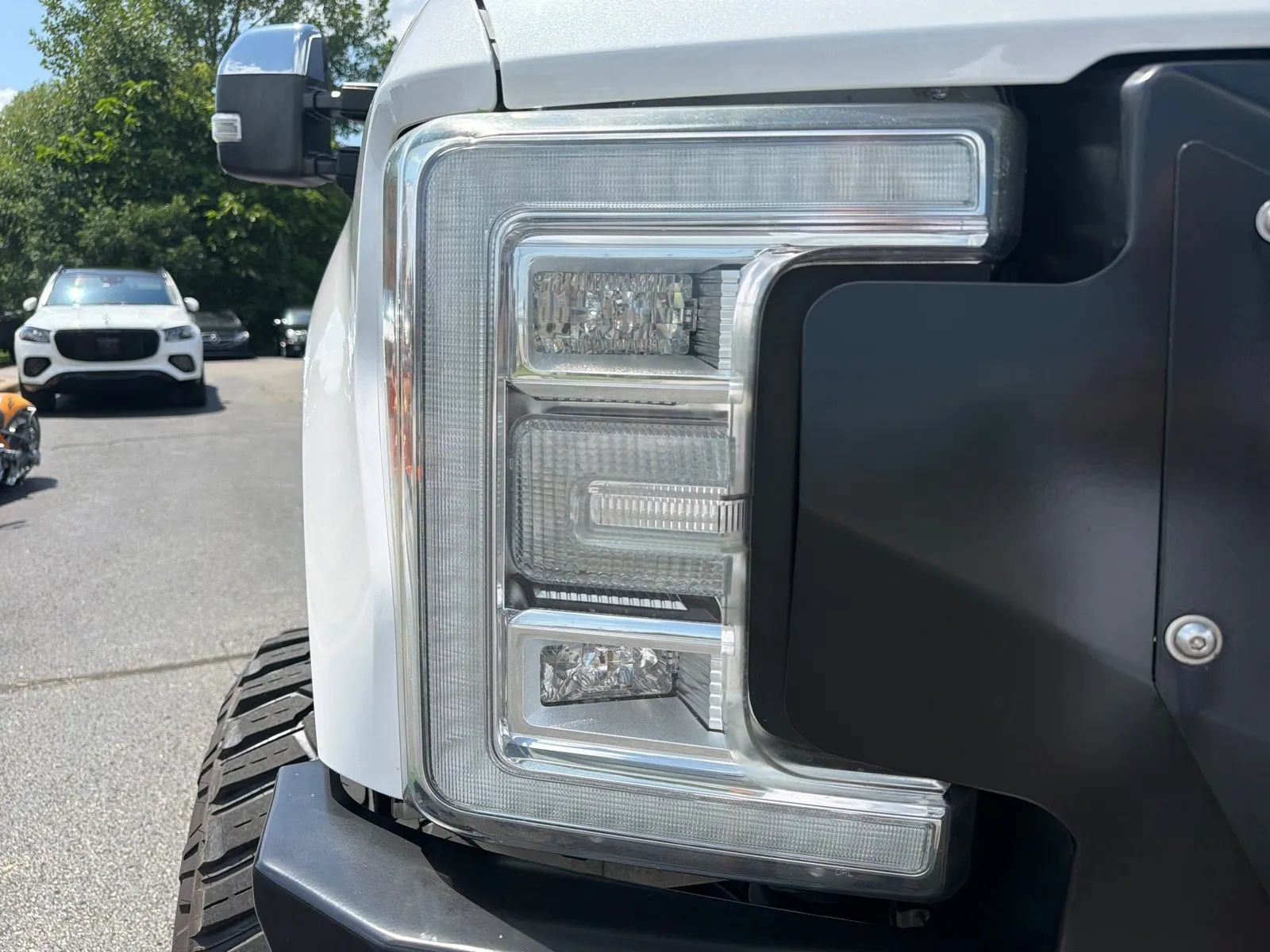 Used 2017 Ford F250 Platinum w/ Platinum Ultimate Package AWD/4WD image 13