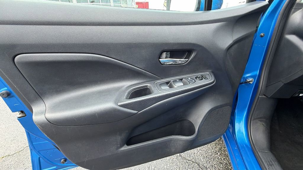 Used 2023 Nissan Versa SV image 19