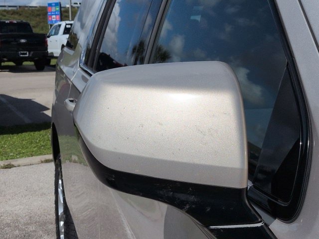 Used 2023 Chevrolet Suburban LT AWD/4WD image 12