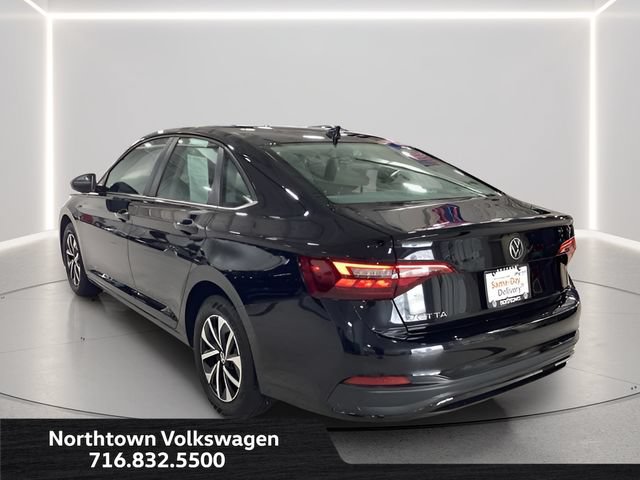 Used 2023 Volkswagen Jetta S FWD image 3
