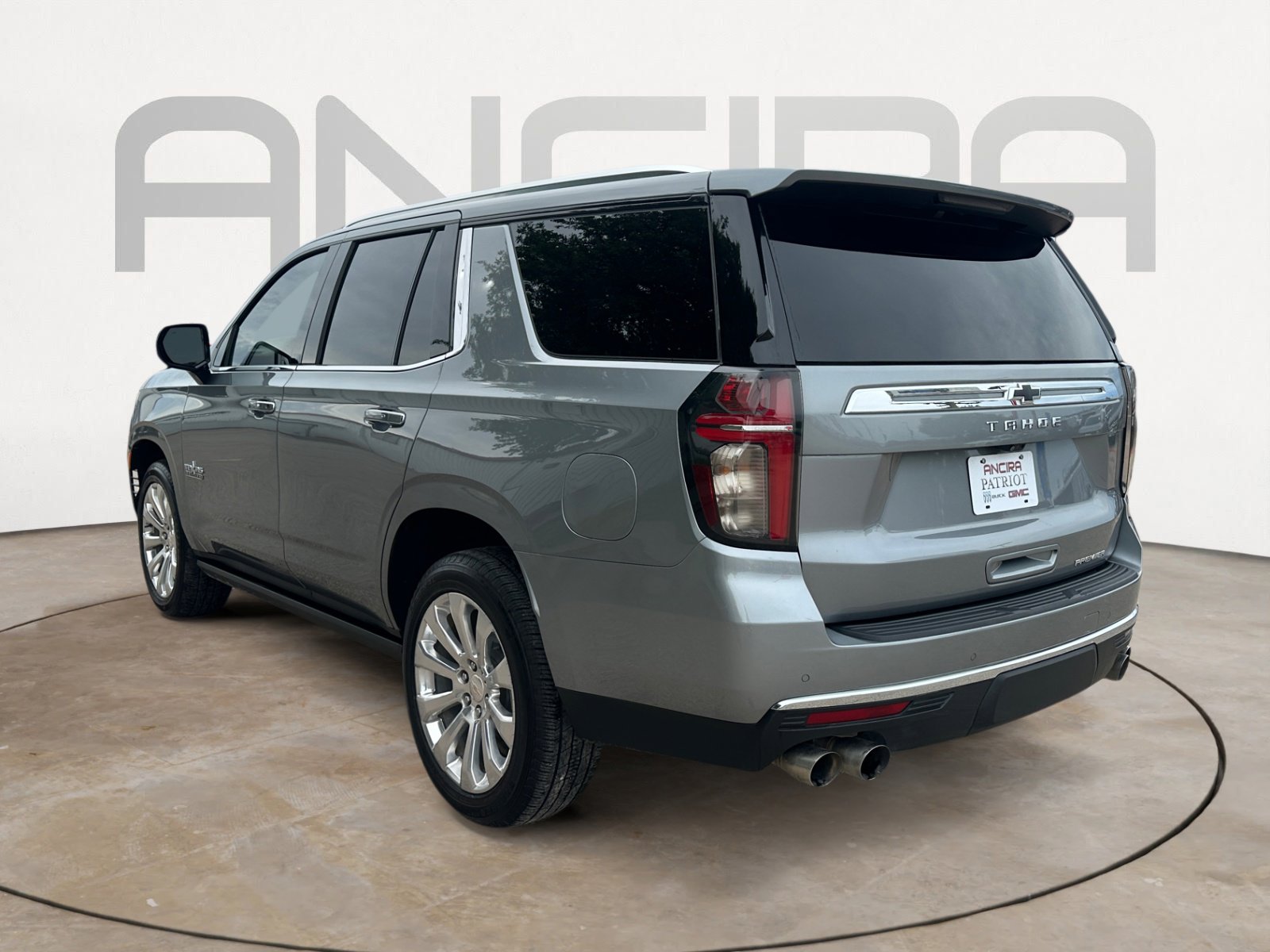 Used 2023 Chevrolet Tahoe Premier w/ Premium Package 2 AWD/4WD image 8