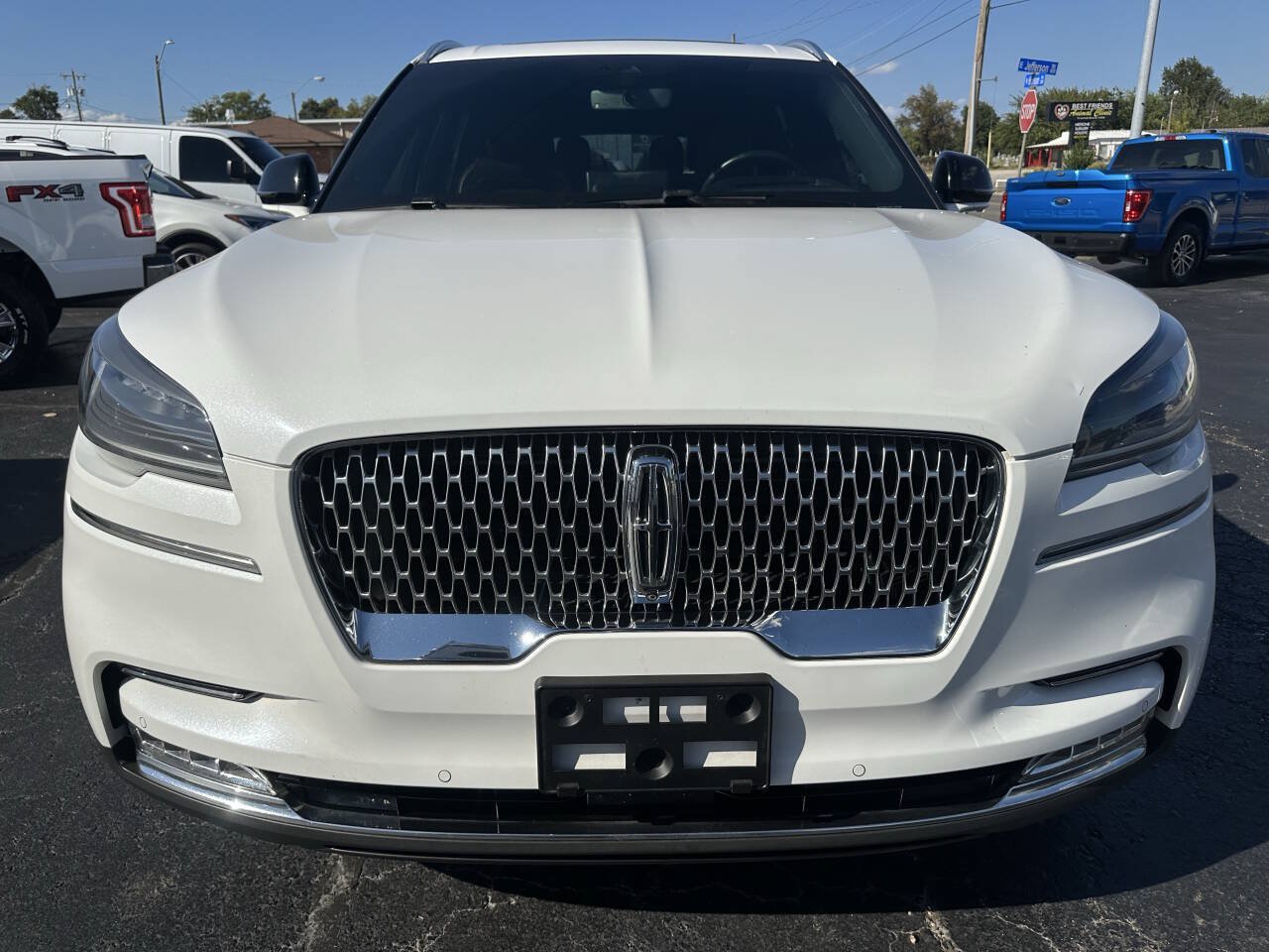 Used 2021 Lincoln Aviator Reserve w/ Equipment Group 201A AWD/4WD image 4