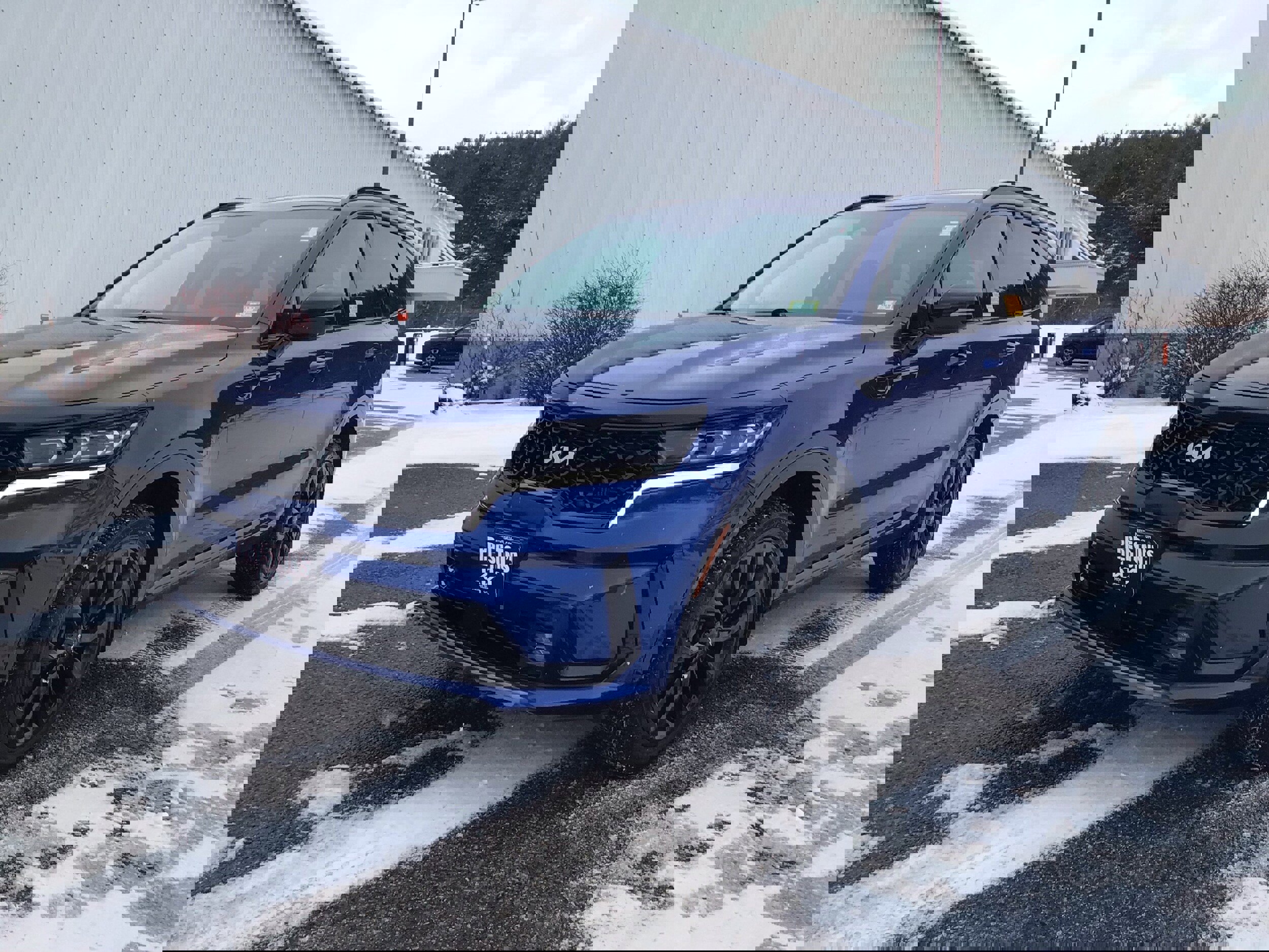 Used 2023 Kia Sorento SX image 3