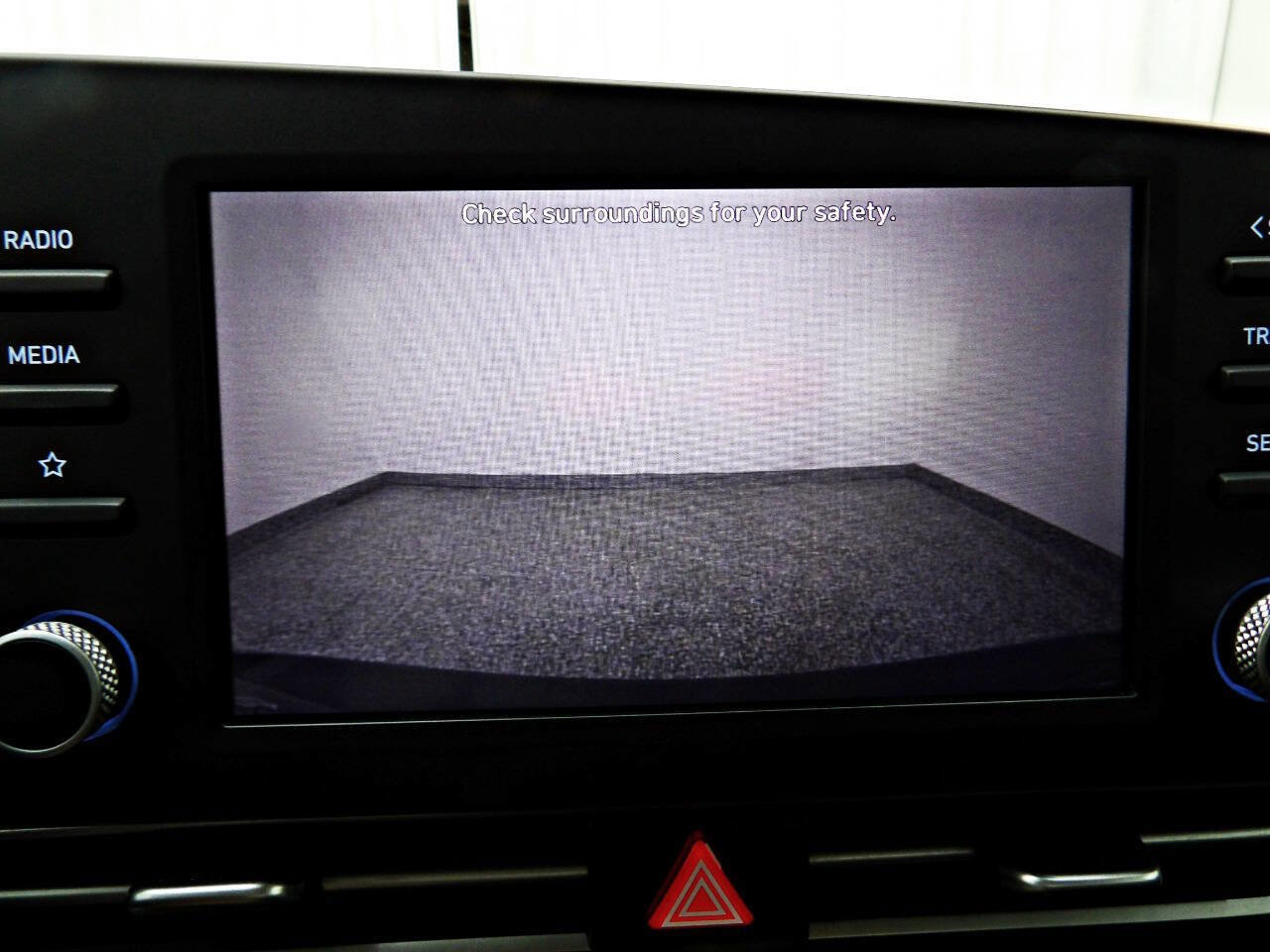Used 2023 Hyundai Elantra SEL image 14