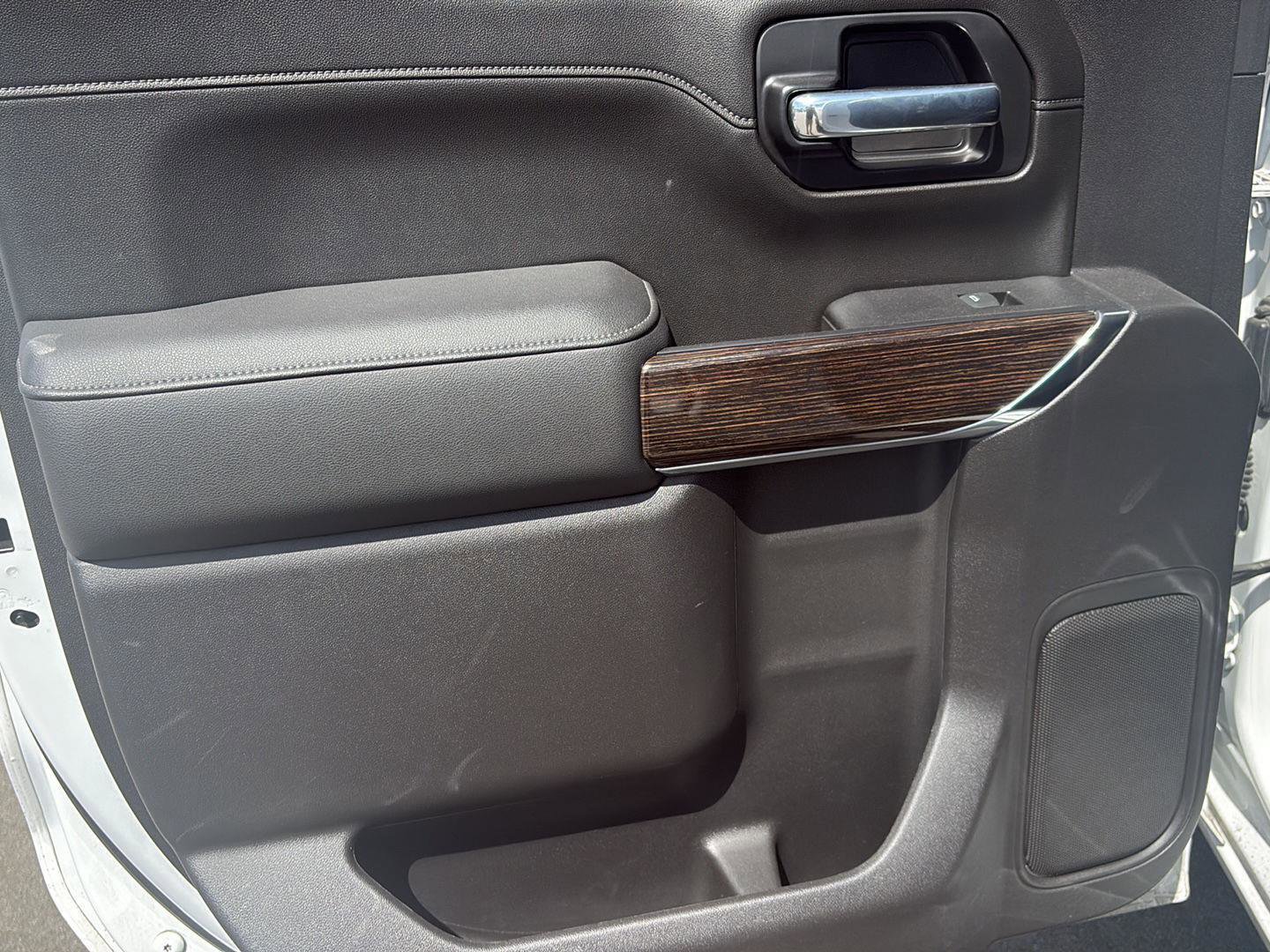 Used 2021 GMC Sierra 1500 Elevation w/ X31 Off-Road Package image 15