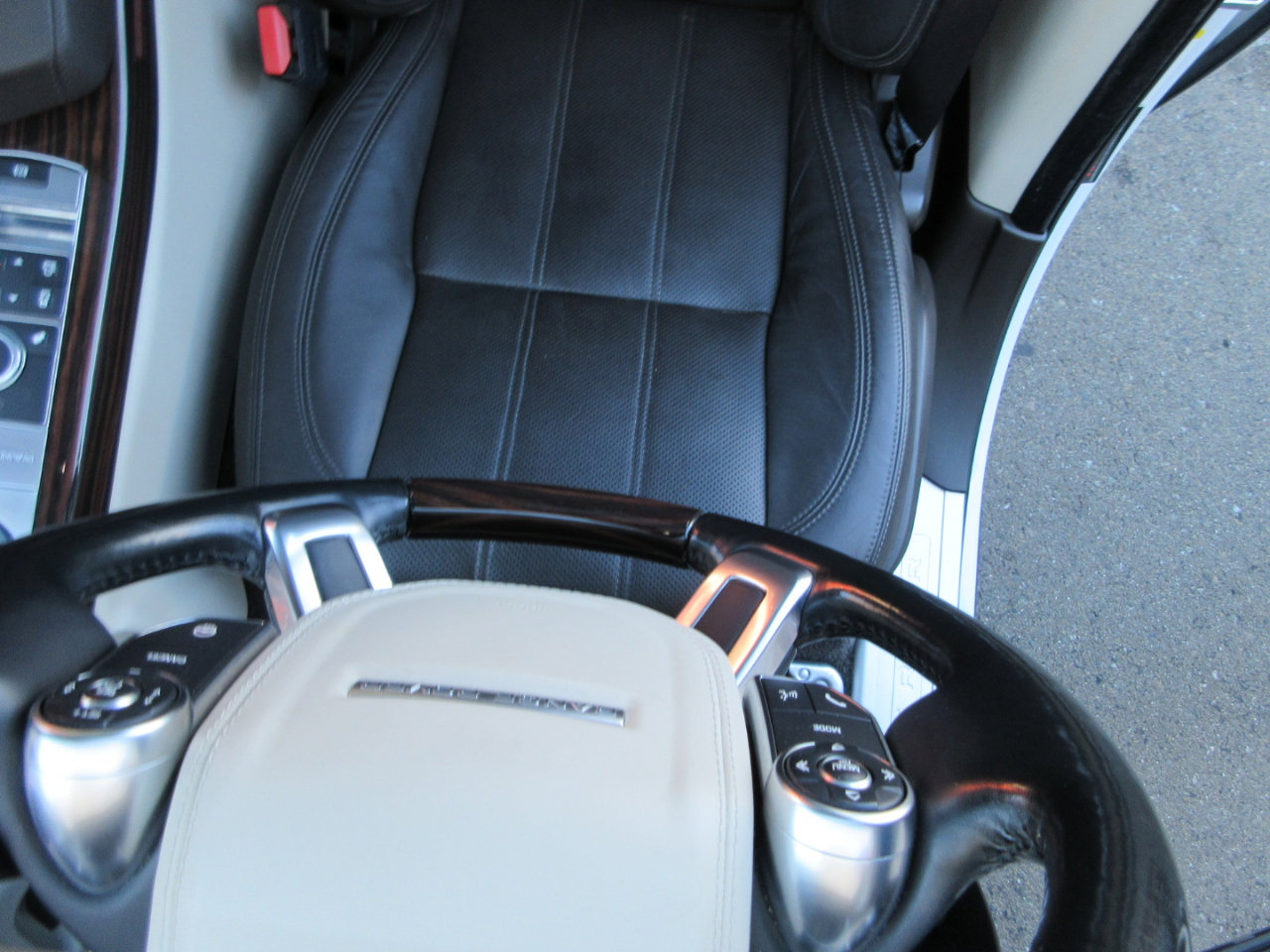 Used 2017 Land Rover Range Rover Supercharged image 11