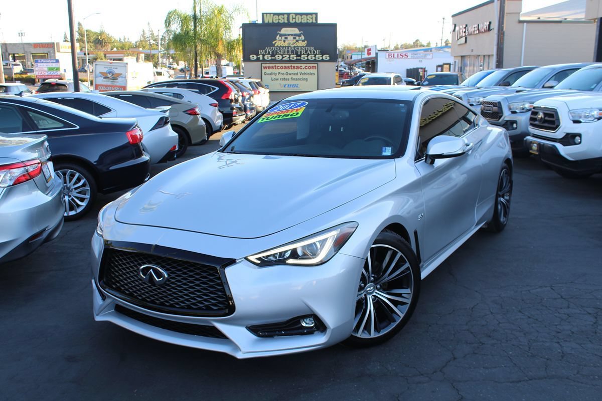 Used 2017 INFINITI Q60 3.0t w/ Premium Plus Package 3.0T RWD image 33