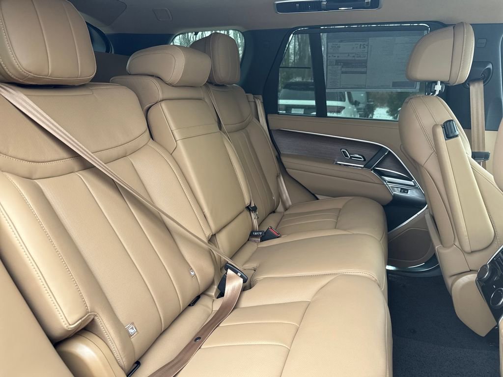 New 2026 Land Rover Range Rover SE AWD/4WD image 17