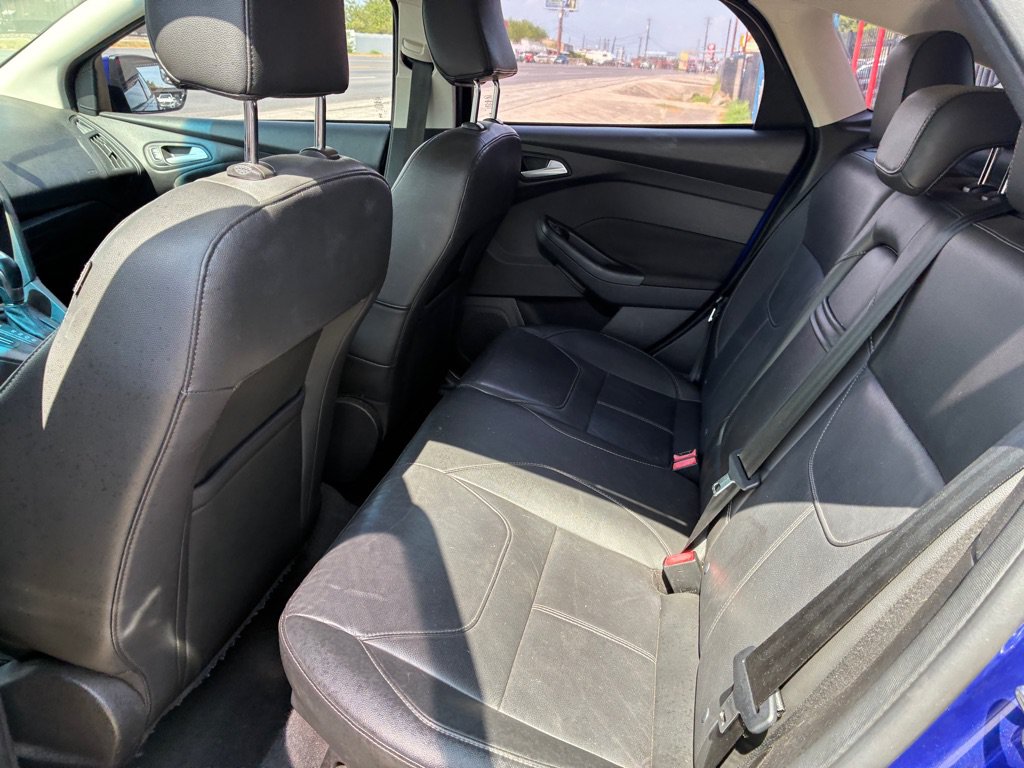 Used 2015 Ford Focus SE w/ Equipment Group 201A FWD image 20