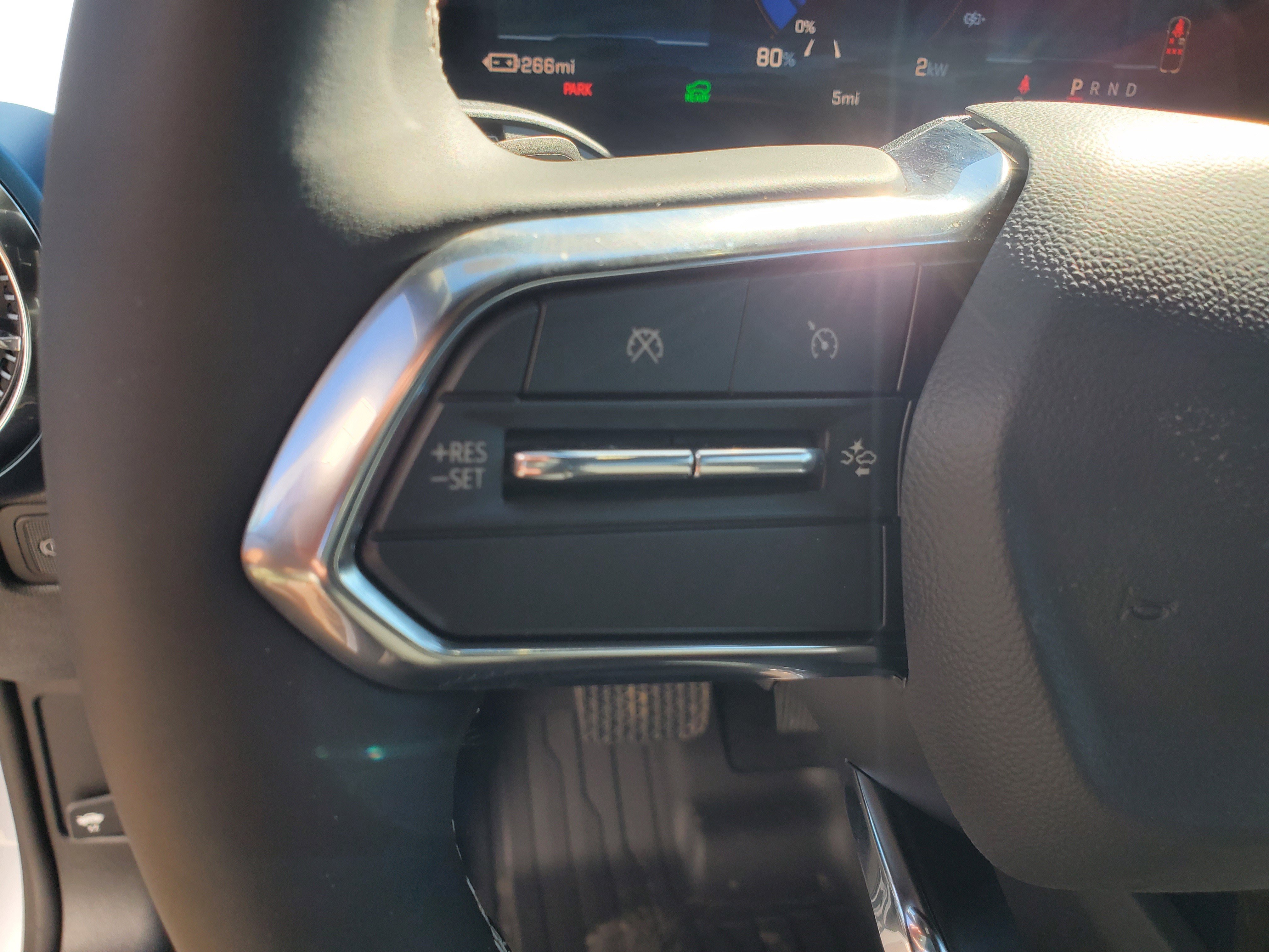 New 2026 Chevrolet Equinox EV LT image 13