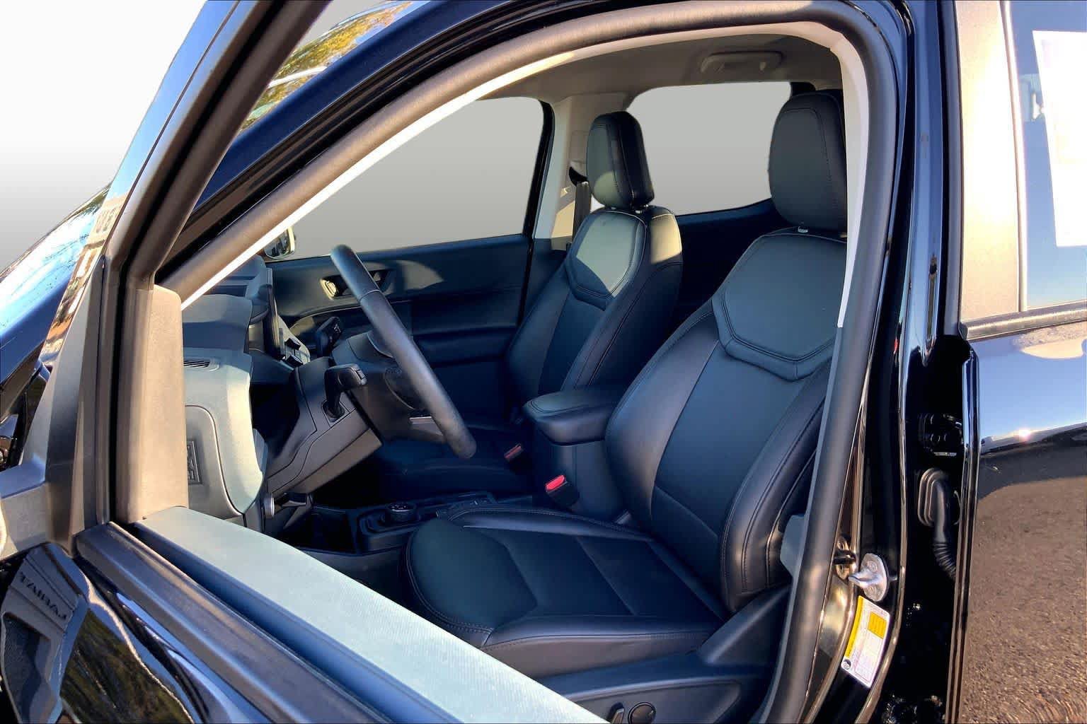 Used 2024 Ford Maverick Lariat w/ Black Appearance Package AWD/4WD image 8