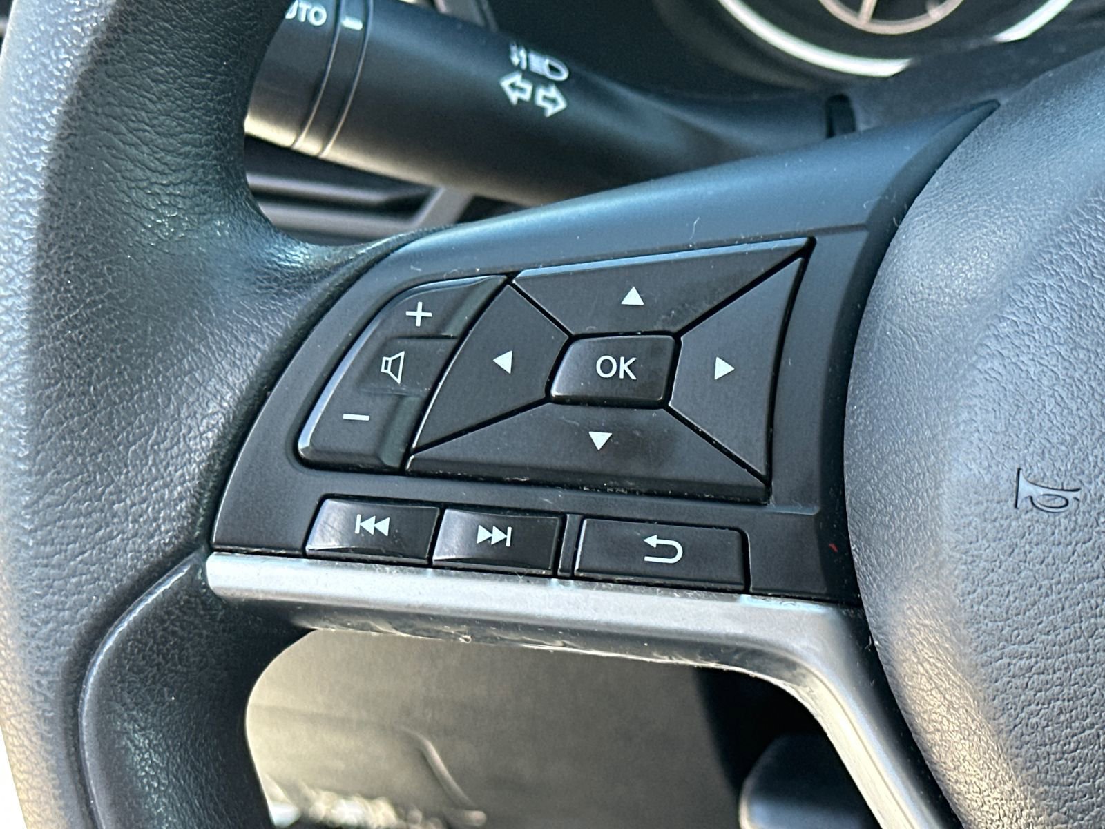 Used 2020 Nissan Altima 2.5 S FWD image 23
