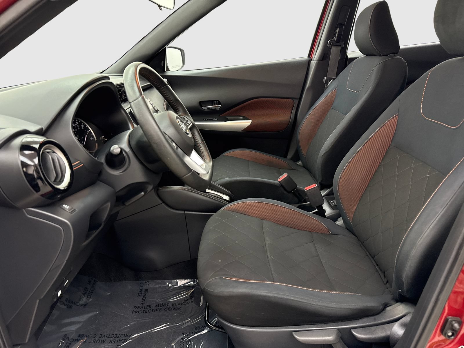 Used 2018 Nissan Kicks SR FWD image 17