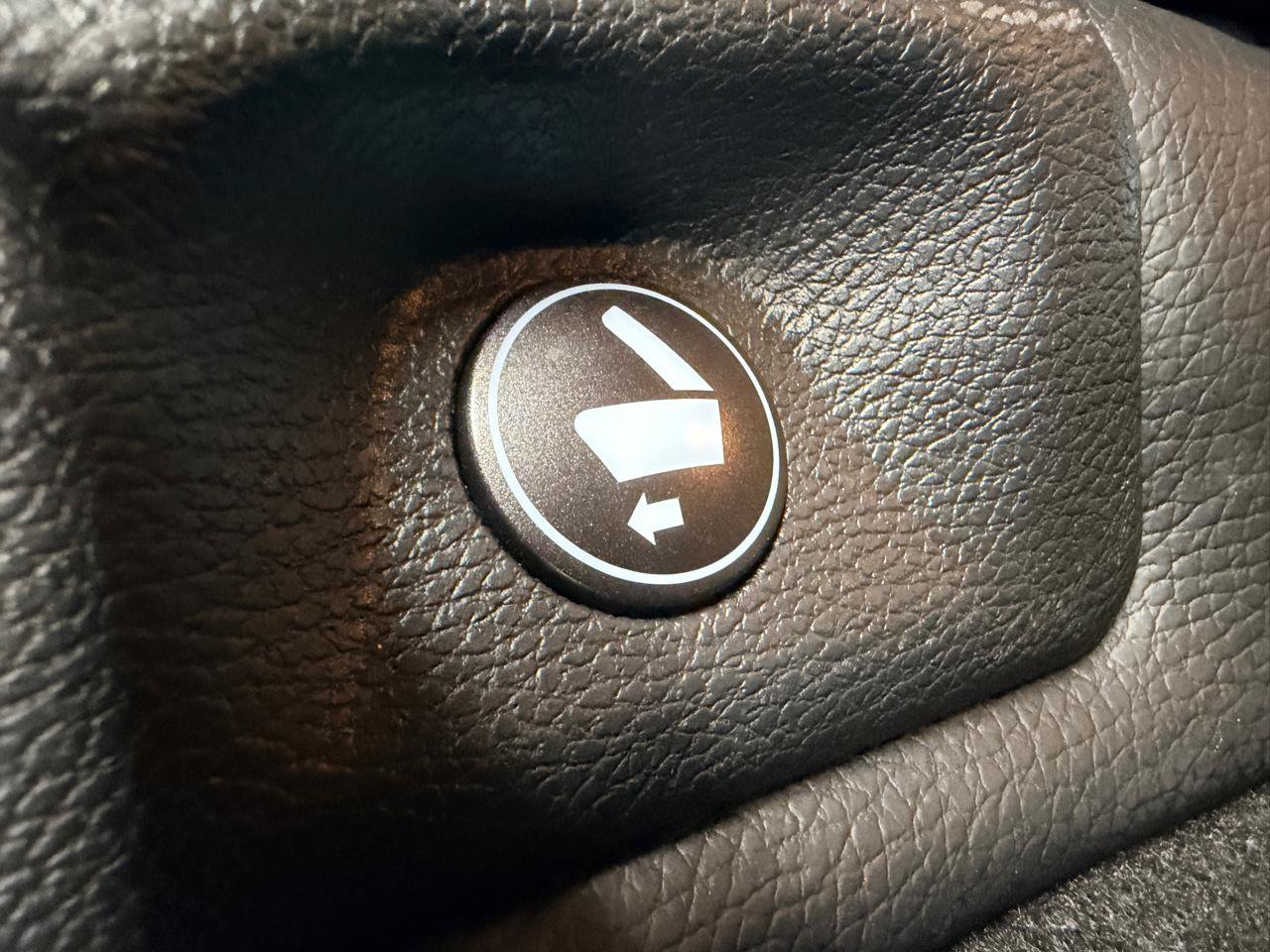 Used 2019 Honda Pilot Touring image 24