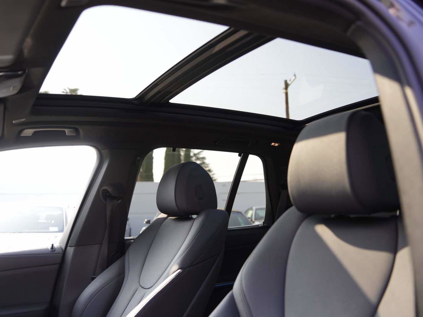 Certified 2022 BMW X5 xDrive45e w/ Executive Package AWD/4WD image 15