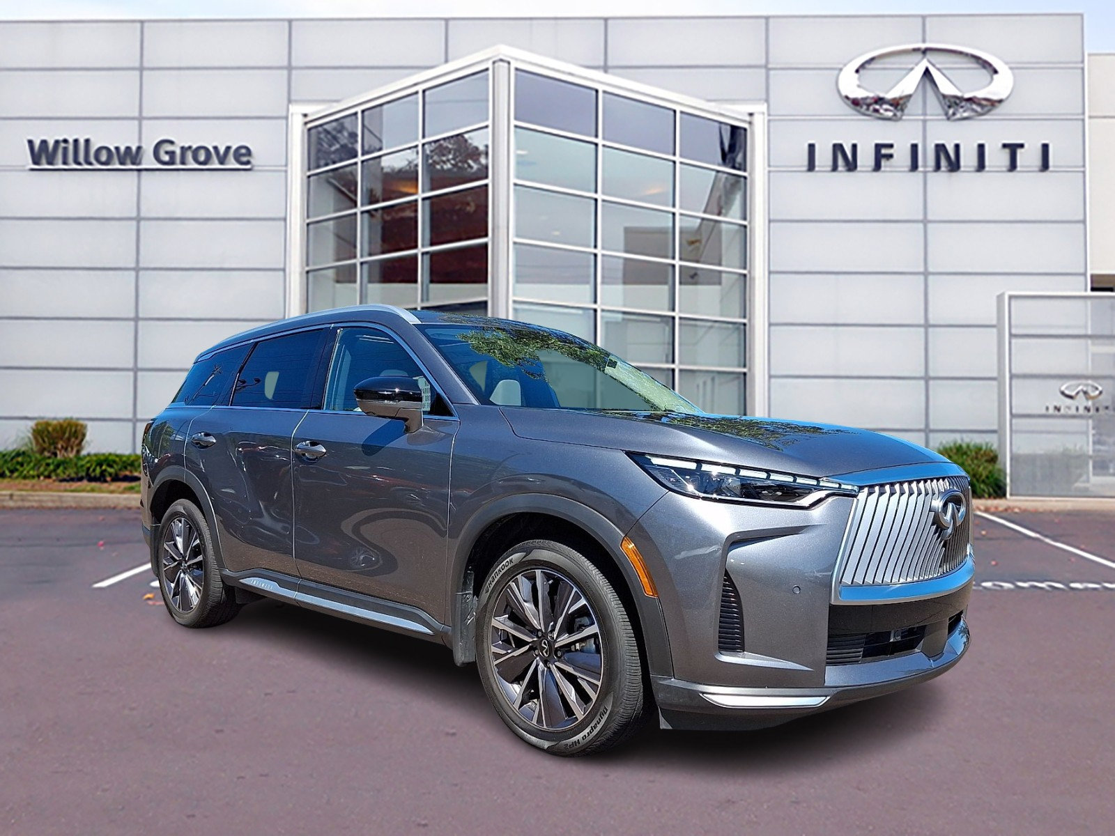 Certified 2026 INFINITI QX60 Luxe w/ Cargo Package AWD/4WD image 1