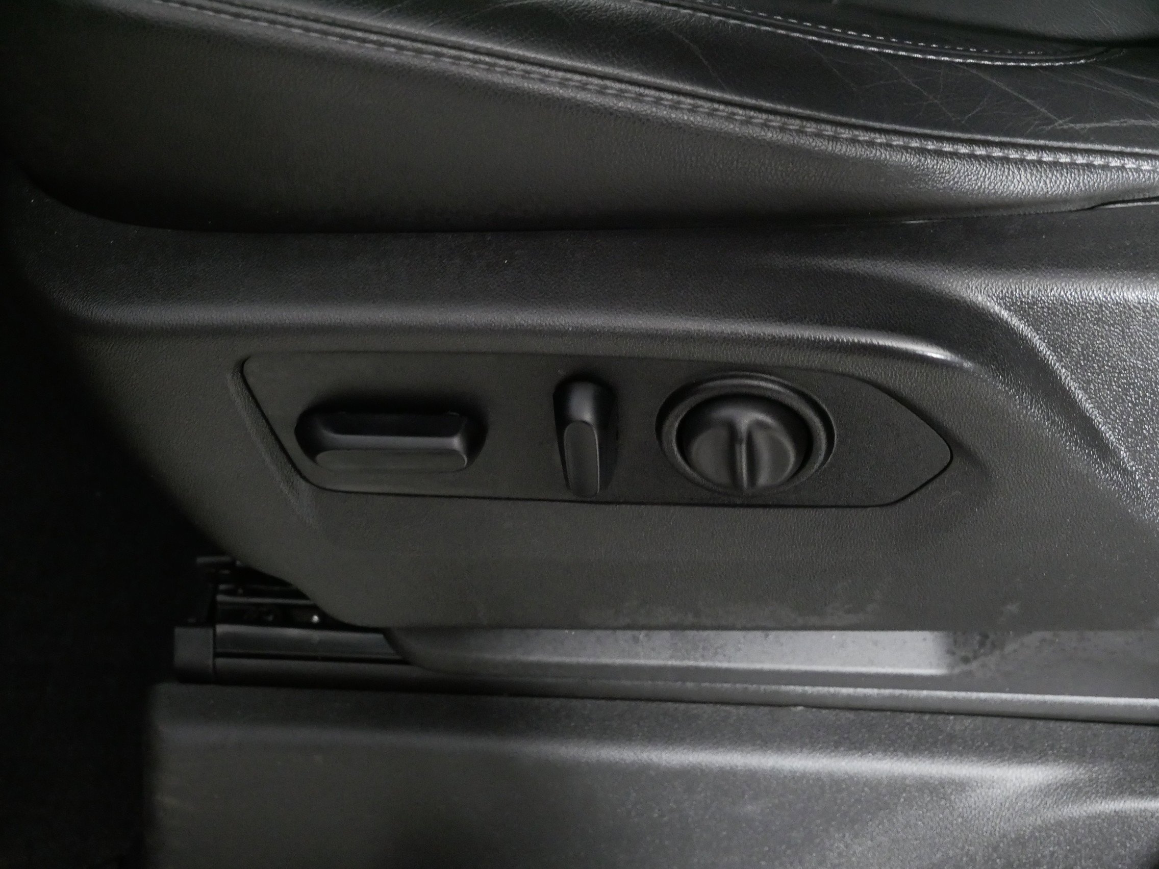 Used 2020 Chevrolet Silverado 1500 RST image 20