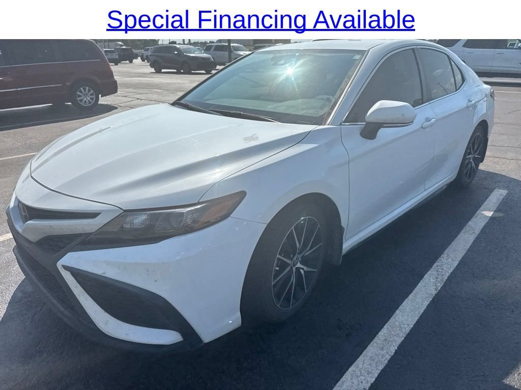 Used 2023 Toyota Camry SE